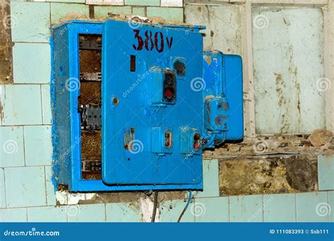 rust in electrical panels